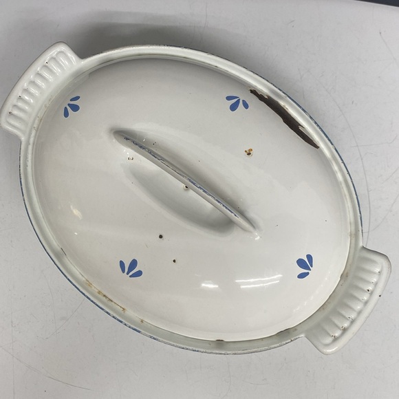 Dru Holland Enamel Cast Iron Blue Tulip Covered Casserole Dish 4176-24 - Picture 5 of 17